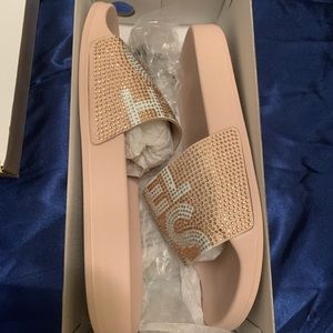 Michael Kors Slides